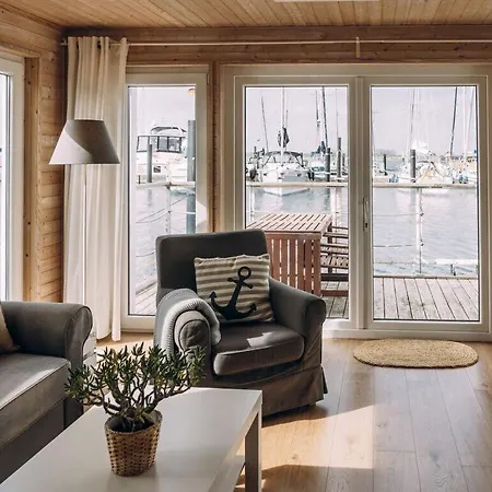 Houseboat Baltic Großenbrode